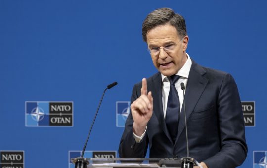 Ambițiile NATO și Provocările Finanțării Apărării: O Analiză a Țintei de 5% din PIB
