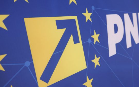 Tensiunile Politice din România: Războiul Declaratiilor între PNL și PSD