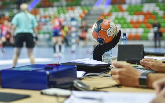 CSM București și Gloria Bistrița: Provocări și perspective în Liga Campionilor la handbal feminin
