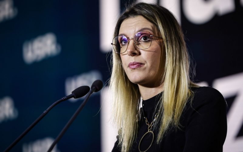 Diana Buzoianu și Viitorul Guvernului: O Analiză a Crizei Politice Actuale și Implicațiile Alegerilor Anticipate