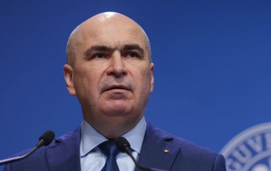 Criza politică din România: O analiză a reacțiilor dintre PNL și Nicușor Dan