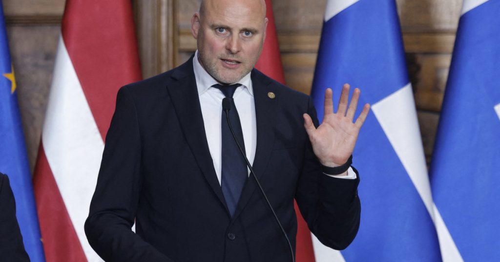 Integrarea Ucrainei în Sistemul de Apărare NATO: O Necesitate Strategică pentru Europa