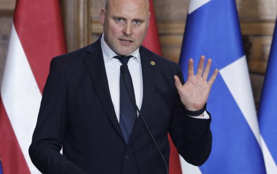 Integrarea Ucrainei în Sistemul de Apărare NATO: O Necesitate Strategică pentru Europa