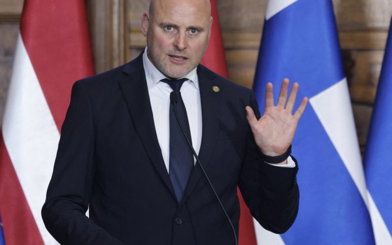 Integrarea Ucrainei în Sistemul de Apărare NATO: O Necesitate Strategică pentru Europa