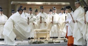 Împăratul și Viitorul Monarhiei Japoneze: O Analiză Detaliată a Provocărilor și Perspectivelor