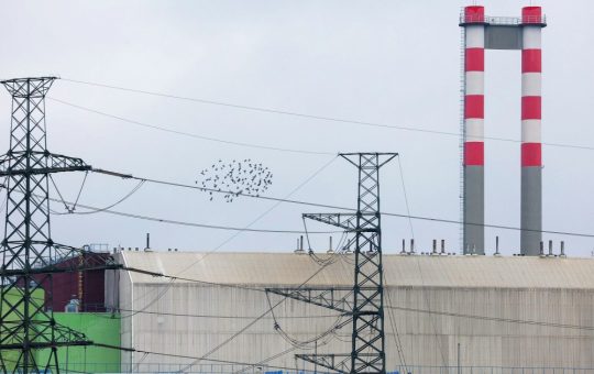 Impactul temperaturilor extreme asupra centralei nucleare Paks: Analiză a provocărilor energetice din Ungaria