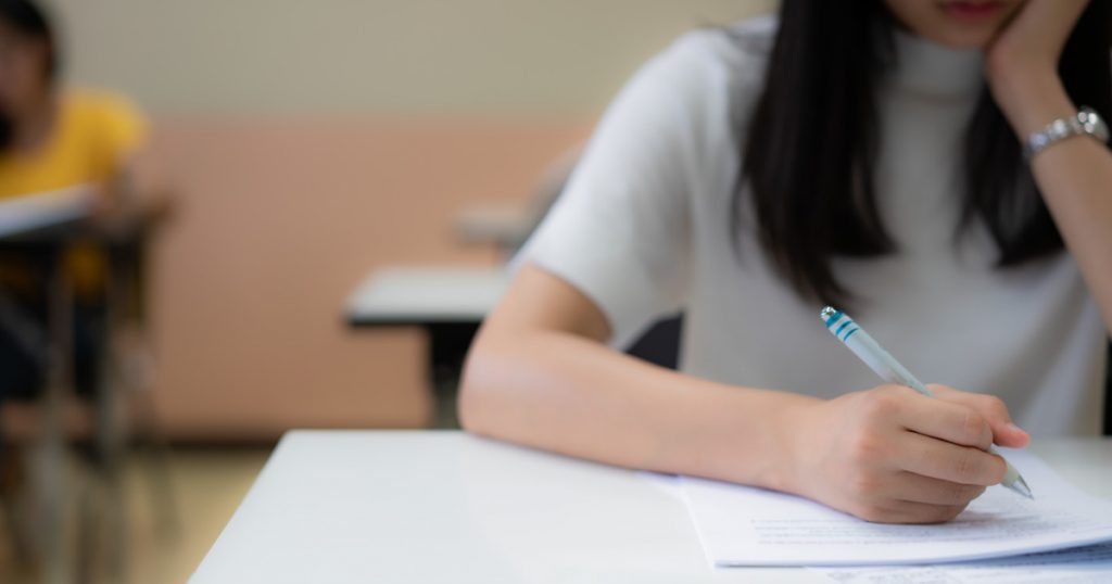 Bacalaureat 2026: Ghid complet pentru candidați - Corectarea greșelilor și regulile esențiale în sala de examen