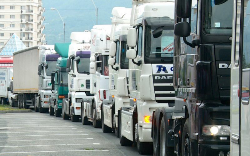 Restricții de circulație din cauza caniculei: Impactul asupra transportului rutier și despre măsurile de siguranță în România