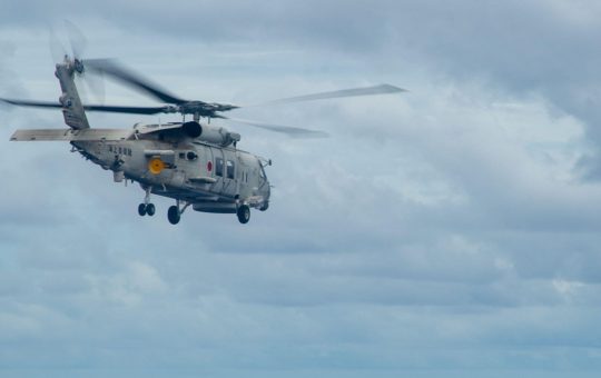 Elicopter prăbușit în apropiere de Strâmtoarea Ormuz: O tragedie care scoate la lumină tensiunile geopolitice din regiune