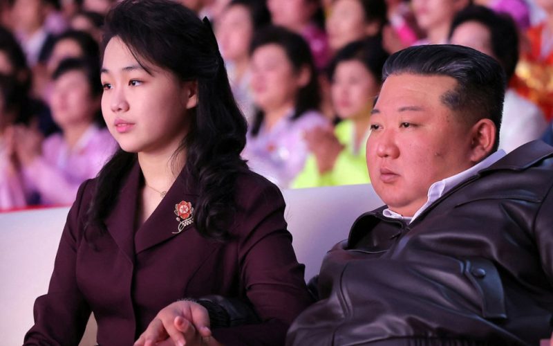 Kim Jong Un și Tăcerea despre Mama sa: O Poveste de Ilegitimitate și Putere în Coreea de Nord