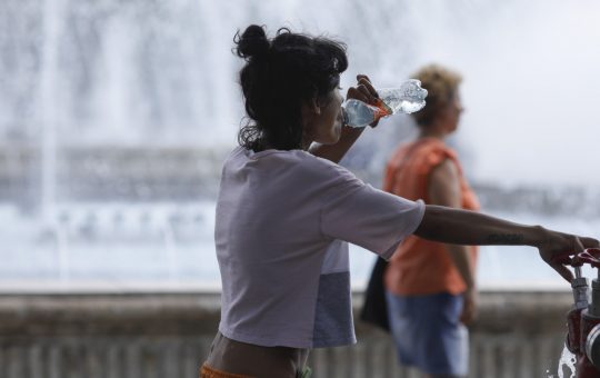 Valul de căldură din Europa: Un avertisment alarmant al OMS despre stresul termic și impactul său devastator
