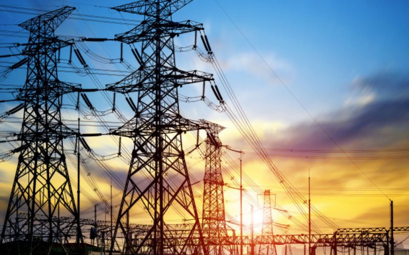România în Fața Provocărilor Energetice: Impactul Caniculei și Măsurile Autorităților
