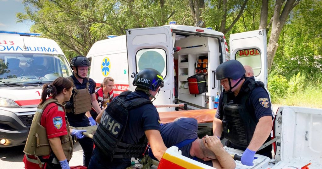Atacul devastator din Dnipro: O nouă tragedie în războiul din Ucraina