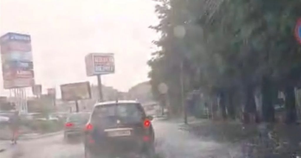 Furtuni Severe în Târgoviște: Impactul Schimbărilor Climatici Asupra Fenomenelor Meteorologice Extreme