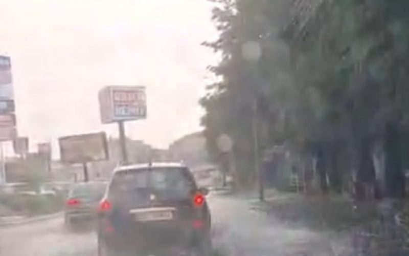 Furtuni Severe în Târgoviște: Impactul Schimbărilor Climatici Asupra Fenomenelor Meteorologice Extreme
