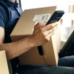 Impactul noilor taxe vamale asupra cumpărăturilor online din afara UE în România