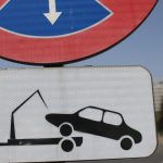 Noi Reguli pentru Ridicarea Mașinilor Parcate Neregulamentar în București: O Analiză Detaliată a Implicațiilor și Tariferelor