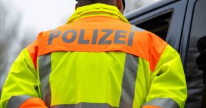 Un tânăr român arestat în Germania: Tentativa de instaurare a unui regim național-socialist și implicațiile sale asupra societății românești