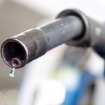Impactul expirării plafonării prețului la motorină: Acuzații politice și implicații economice pentru cetățeni