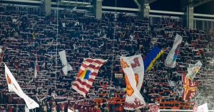 Noua Lege a Consumului de Alcool pe Stadioane: O Analiză Detaliată a Implicațiilor și Schimbărilor În Peisajul Sportiv Românesc