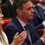 Controversă și Justiție: Soția Premierului Spaniei Înfruntă Provocări Legale în Timpul unei Vizite Oficiale în Turcia