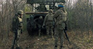 Strategia Ucrainei de a Sabota Infrastructura Militară Rusă: Atacul asupra Podurilor din Zaporojie și Crimeea
