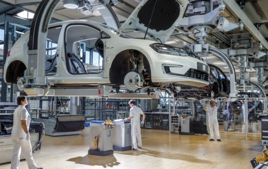 Volkswagen: O Revoluție în Industria Auto prin Reducerea Dramatică a Gamelor de Modele