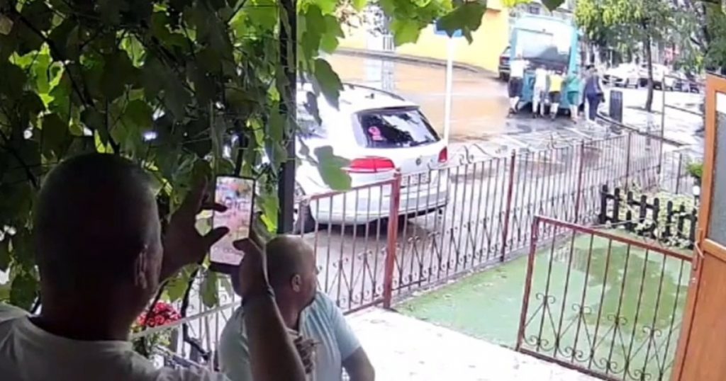 Solidaritate în trafic: O privire asupra incidentului din Galați și implicațiile sociale ale acestuia