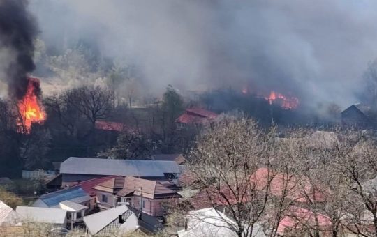Sprijinul Guvernului pentru Familiile Afectate de Incendiul din Vrancea: O Analiză Detaliată