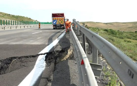 Surpările de teren pe Autostrada A10 Sebeș-Turda: Implicații și măsuri de siguranță
