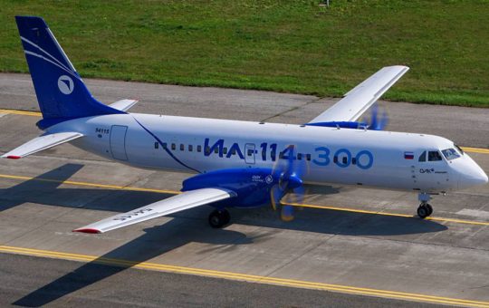 Provocările Tehnologice și Strategice ale Avionului Il-114-300: O Analiză Detaliată
