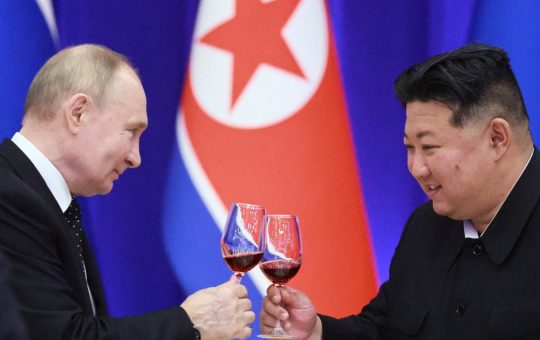 Colaborarea militară dintre Coreea de Nord și Rusia: O analiză detaliată a implicațiilor globale