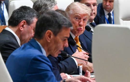 Impactul atacurilor lui Donald Trump asupra premierului spaniol Pedro Sánchez: O analiză complexă