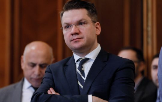 Controversă în Audiovizual: Mihail Neamțu Sancționat de CNA pentru Dezinformare și Publicitate Ilegală