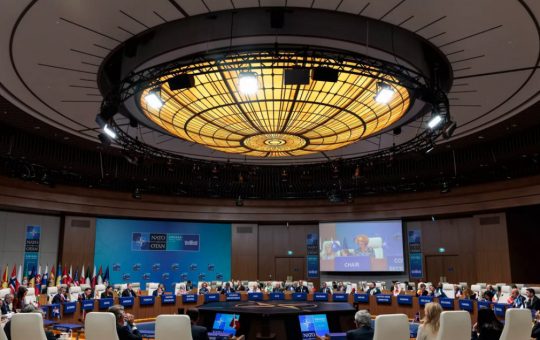 Oana Ţoiu: Dialoguri Cruciale pentru Securitatea Regională la Summit-ul NATO de la Ankara