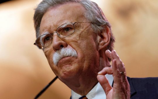 Provocările NATO: Perspectivele lui John Bolton asupra viitorului Alianței în contextul relațiilor cu Trump