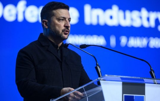Ucraina în căutarea securității: Zelenski pledează pentru aderarea la NATO ca un pas strategic esențial
