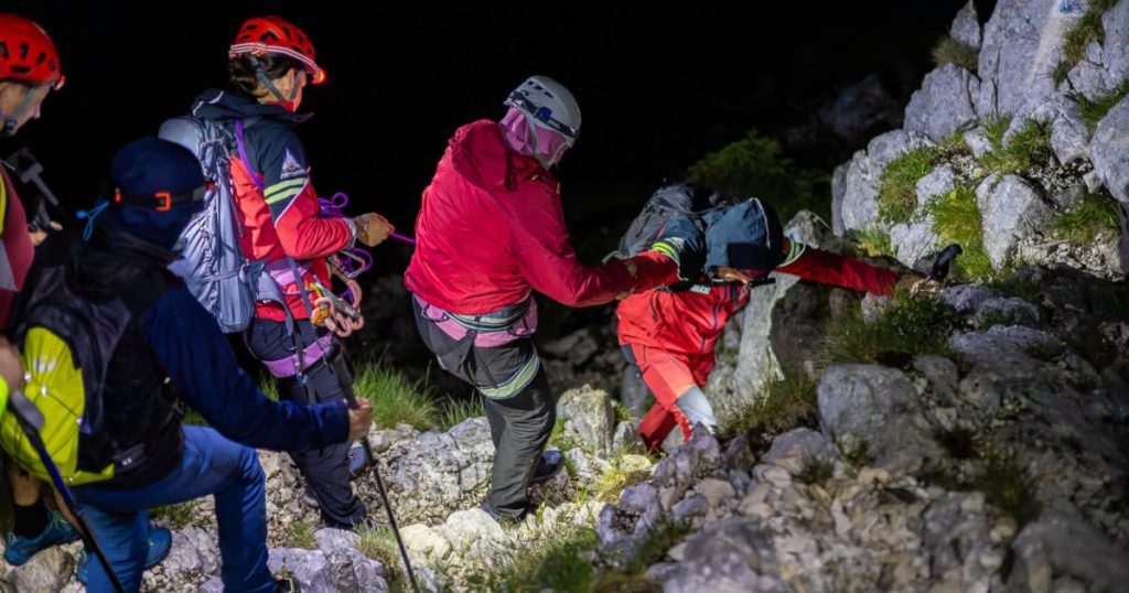 O misiune dramatică pe creasta Pietrei Craiului: Trei turiști salvați în condiții extreme