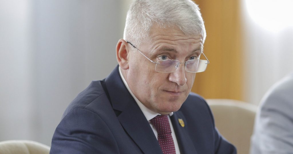 Scandalul din birourile AEP: Între neglijență și abuz de putere