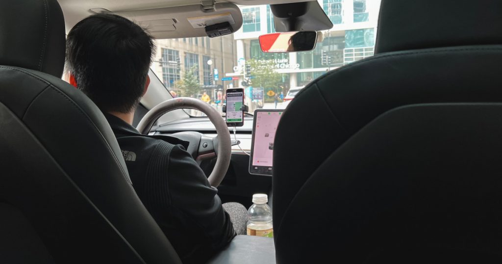 Impactul Sancțiunii Record: O Analiză Detaliată a Amenzii Impuse unei Companii de Ride-Sharing în București pentru Muncă Nedeclarată