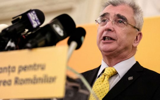Conflictul dintre AUR și PSD: Adevăr și Politică în Umbră