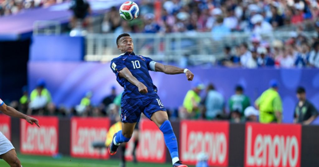Controversă în fotbalul mondial: Rasismul și reacțiile după atacurile la adresa lui Kylian Mbappe