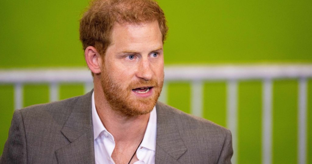 Conflicte Regale: Haosul cazării prințului Harry la Palatul Buckingham și implicațiile sale