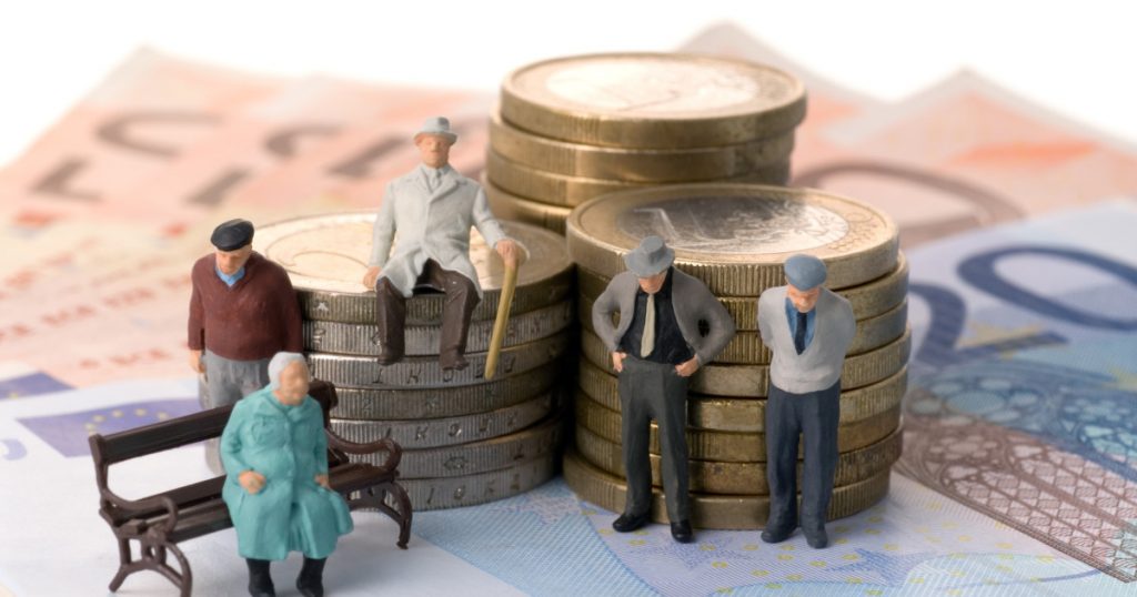 Evoluția Fondurilor de Pensii Private în România: Viziuni și Implicații asupra Viitorului Financiar al Cetățenilor