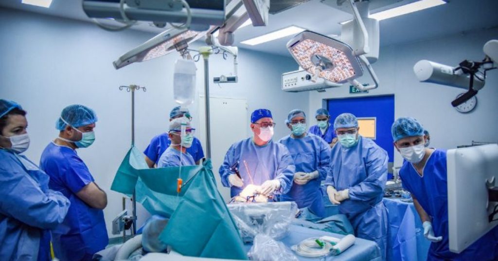 Revoluția Chirurgicală în Tratarea Gonartrozei: Artroplastia Robotică a Genunchiului