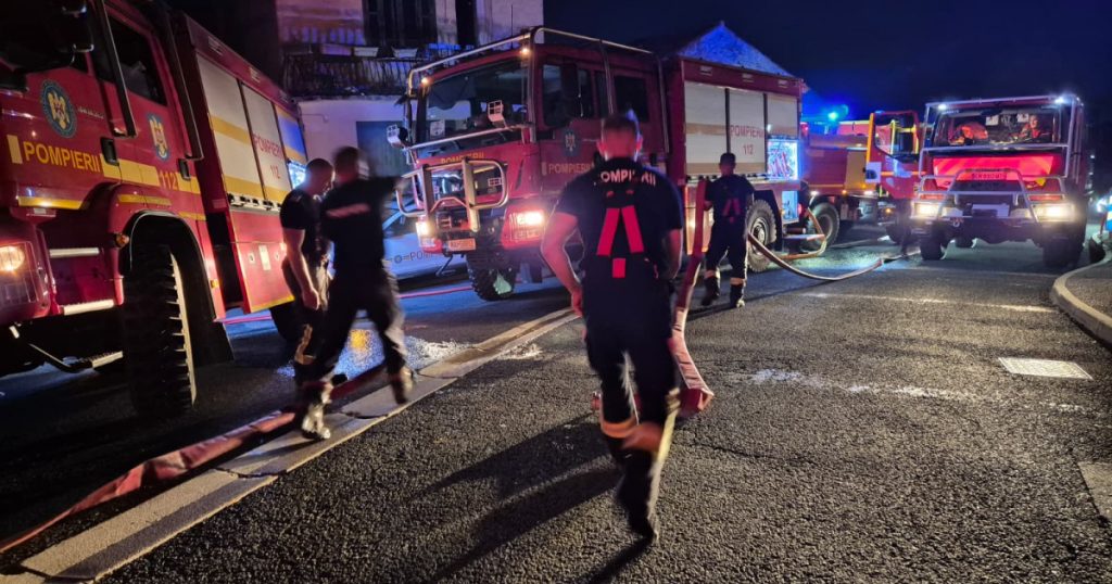Pompierii români în misiune internațională: Eforturile de salvare în fața incendiilor din Franța