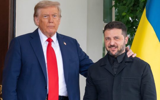 Întâlnirea Trump-Zelenski la Summitul NATO: Oportunități și Provocări în Contextul Războiului din Ucraina