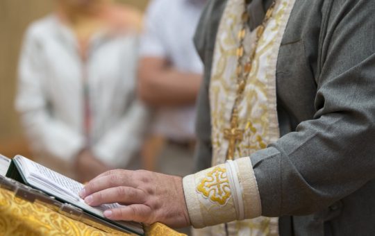 Semnificația Sărbătorii Sfântului Atanasie de la Aton: O Privire Asupra Importanței Sale în Tradiția Creștin-Ortodoxă