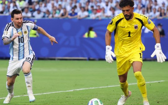 Emoții și Respect în Fotbal: Întâlnirea Memorabilă dintre Vozinha și Messi la CM 2026