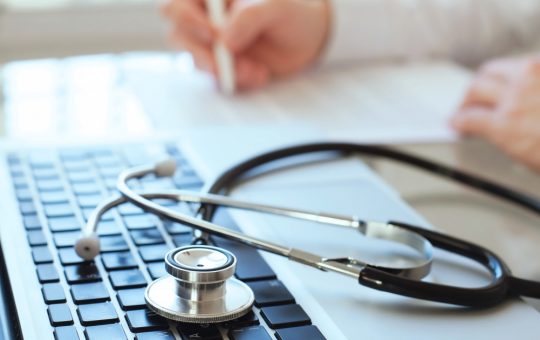 Controversa concediului medical în Germania: O privire detaliată asupra noilor reglementări și impactul acestora